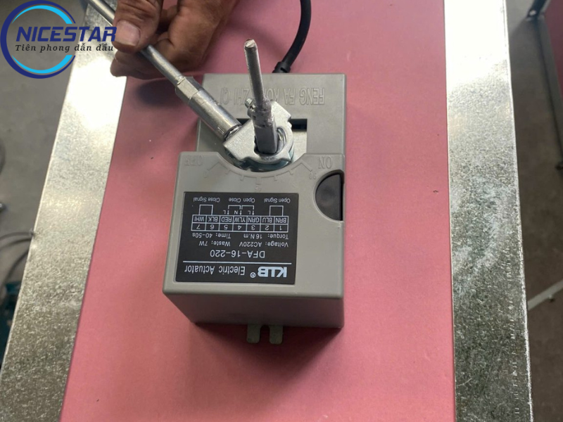 Van chặn lửa động cơ máy móc